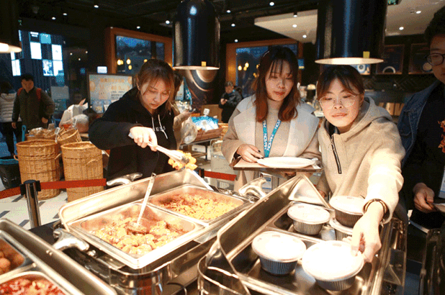 阿里百联开“便利店”，会是下一个盒小马吗？