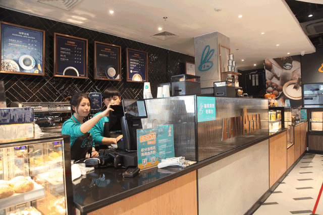 阿里百联开“便利店”，会是下一个盒小马吗？